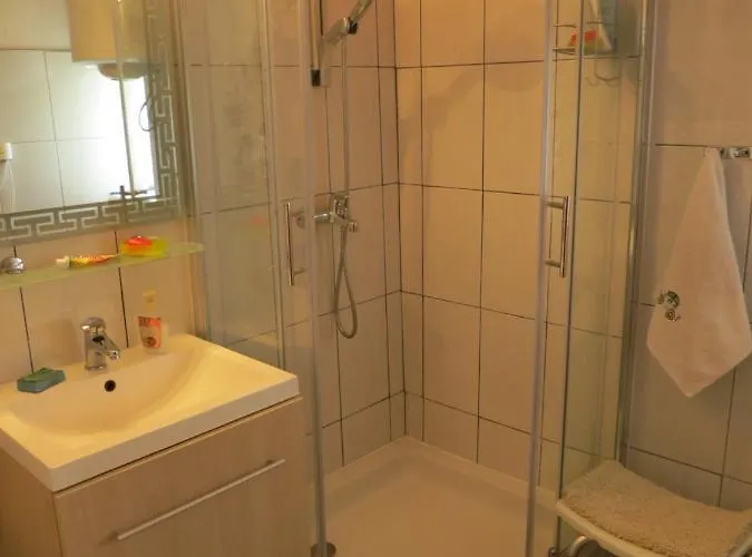 View Vakantiehuis Ustrine